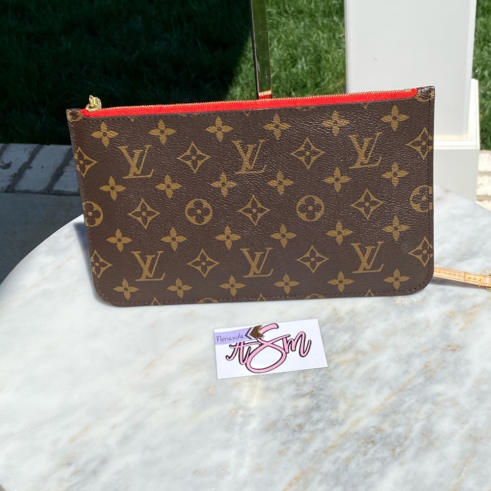 Neverfull Pochette